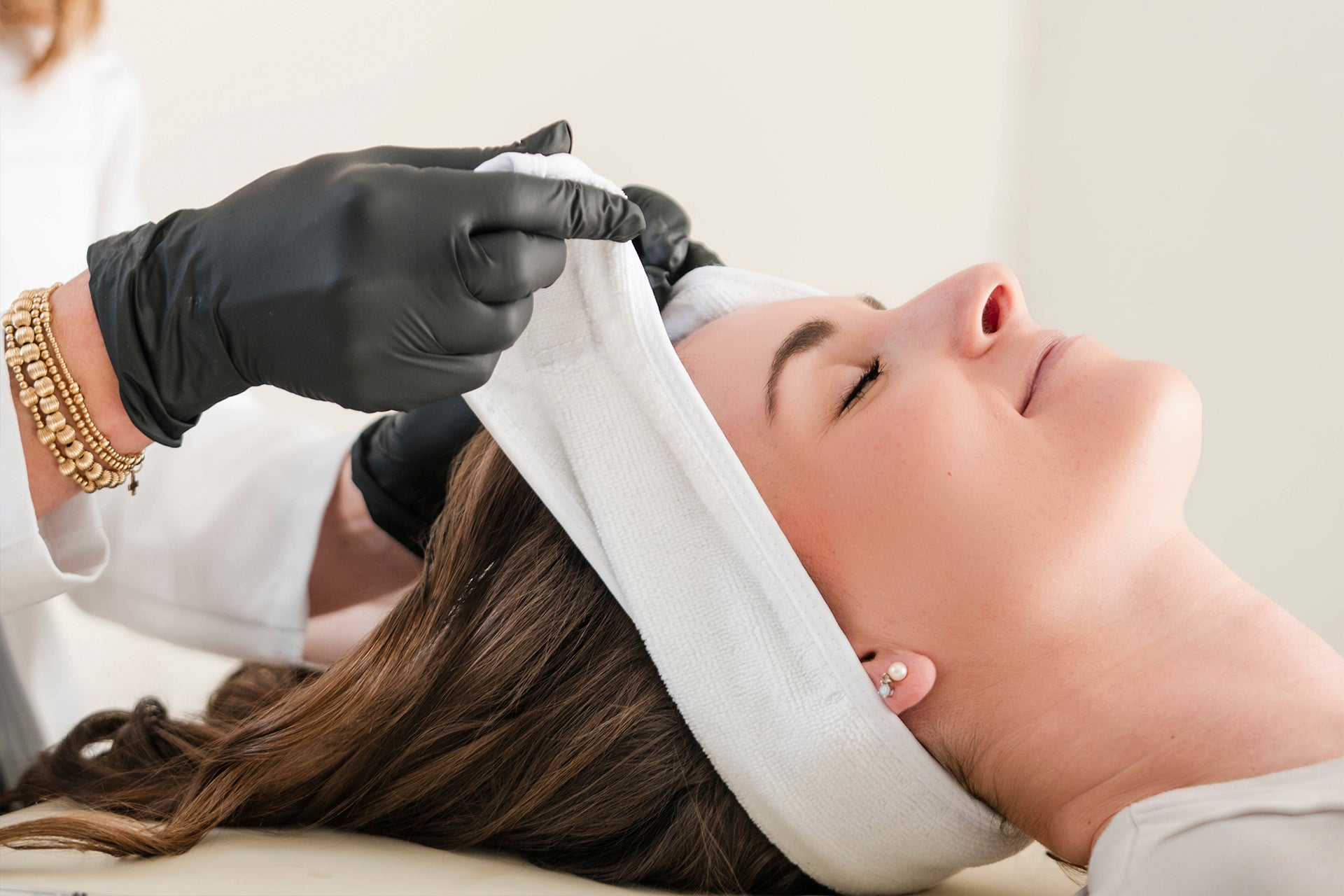 Epicutis Signature Facial treatment performed by a licensed aesthetic provider in St. Augustine Florida